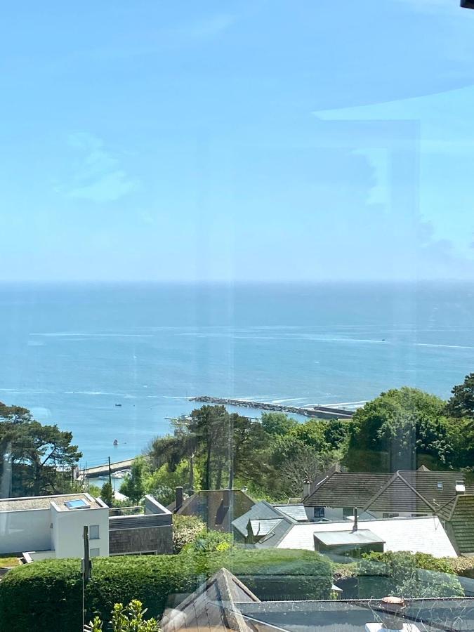 One Of The Best Properties In Lyme! Breathtaking Views Across The Whole Bay. 3 Stories With 2 Tier Veranda Around The Property. Sleeps 6 Lyme Regis Esterno foto