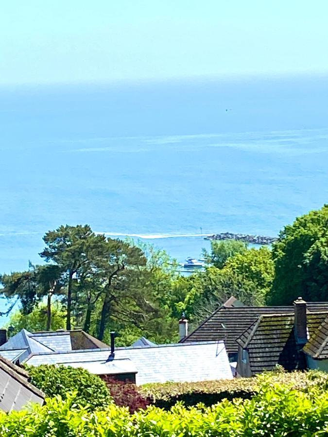 One Of The Best Properties In Lyme! Breathtaking Views Across The Whole Bay. 3 Stories With 2 Tier Veranda Around The Property. Sleeps 6 Lyme Regis Esterno foto